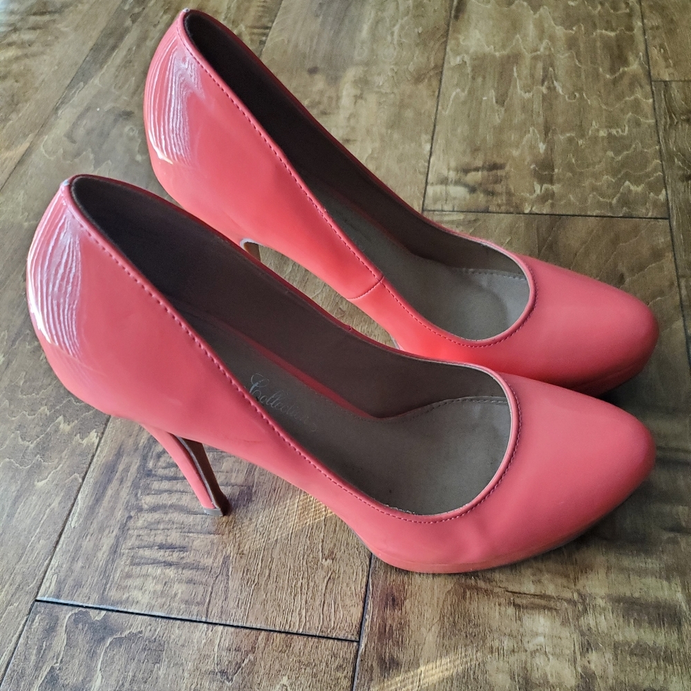 Pink pump heel - Picture 2 of 4